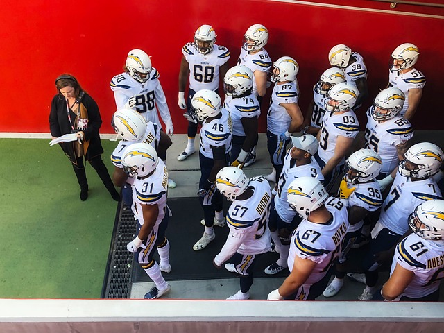 对球场局势 对球场局势